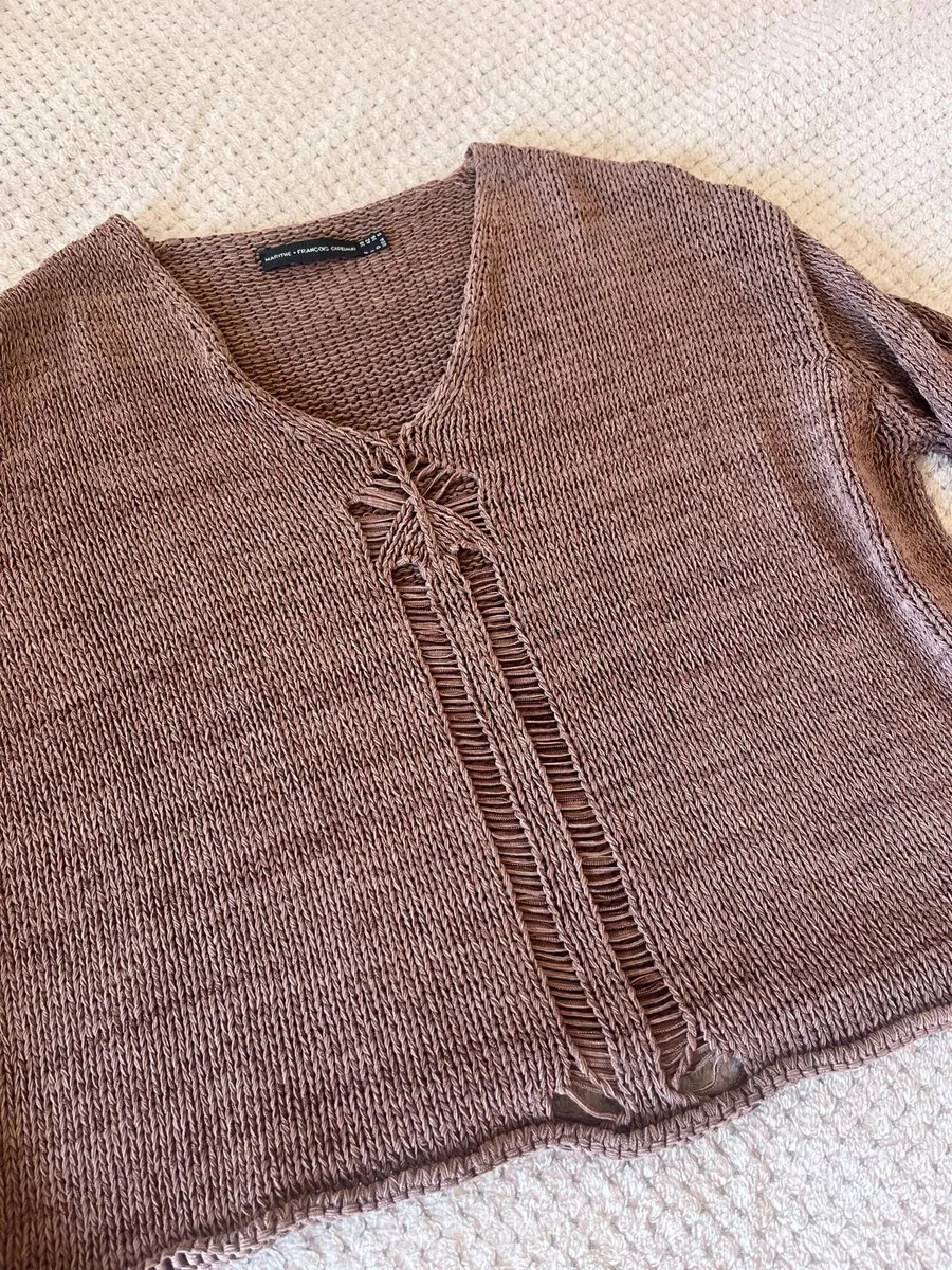 Valeur aux alentours des 200 euros (cf. Prix de la marque)
Présence d’elasthane
Légèrement crop
Agréable à porter ☺️ 2