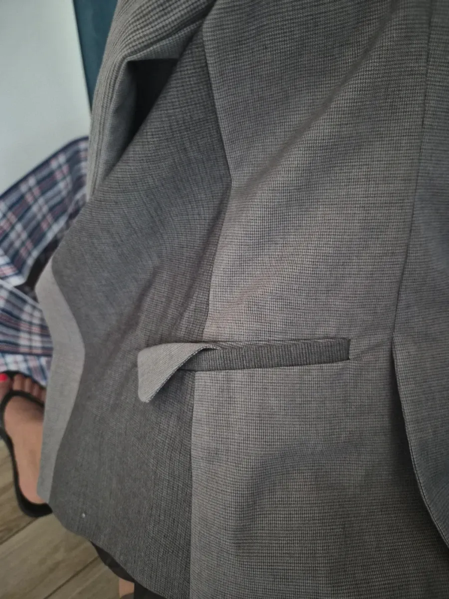 Veste unisexe Marithé + François Girbaud en laine argentée, taille S, une pièce vintage authentique et intemporelle. 7