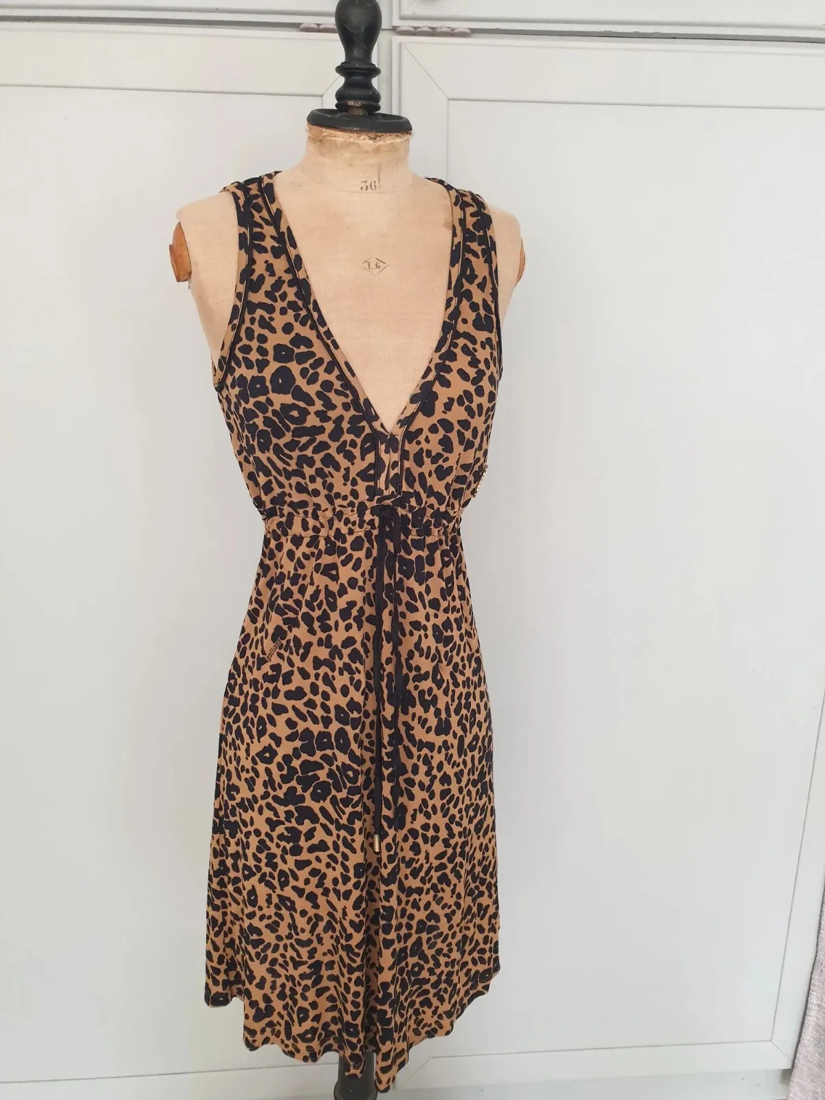 Fluid John Galliano dress, vintage piece by one of fashion's most inventive designers. Good condition. Size M (38). 7