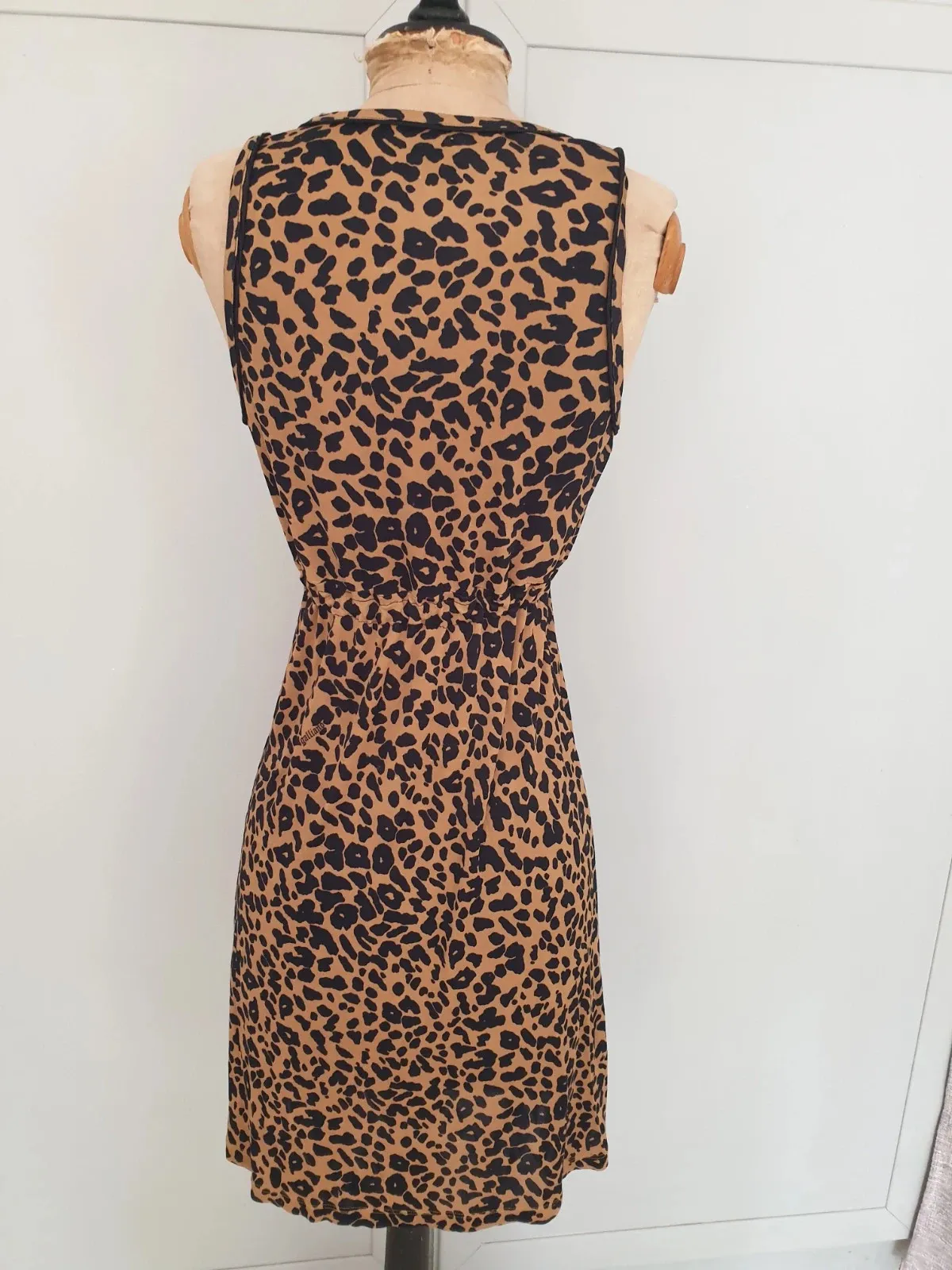 Fluid John Galliano dress, vintage piece by one of fashion's most inventive designers. Good condition. Size M (38). 6
