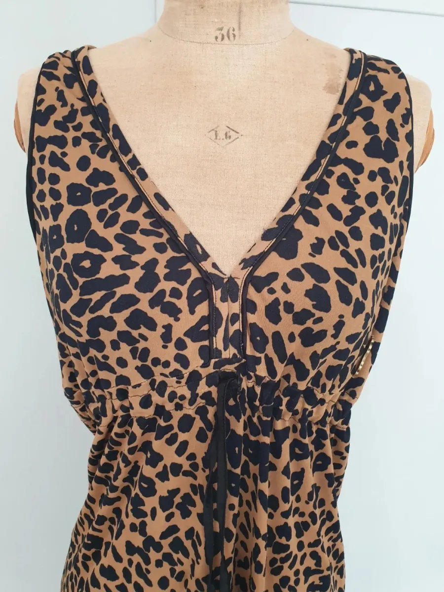 Robe fluide John Galliano, pièce vintage de l'un des créateurs les plus inventifs de la mode. Bon état. Taille M (38). 4
