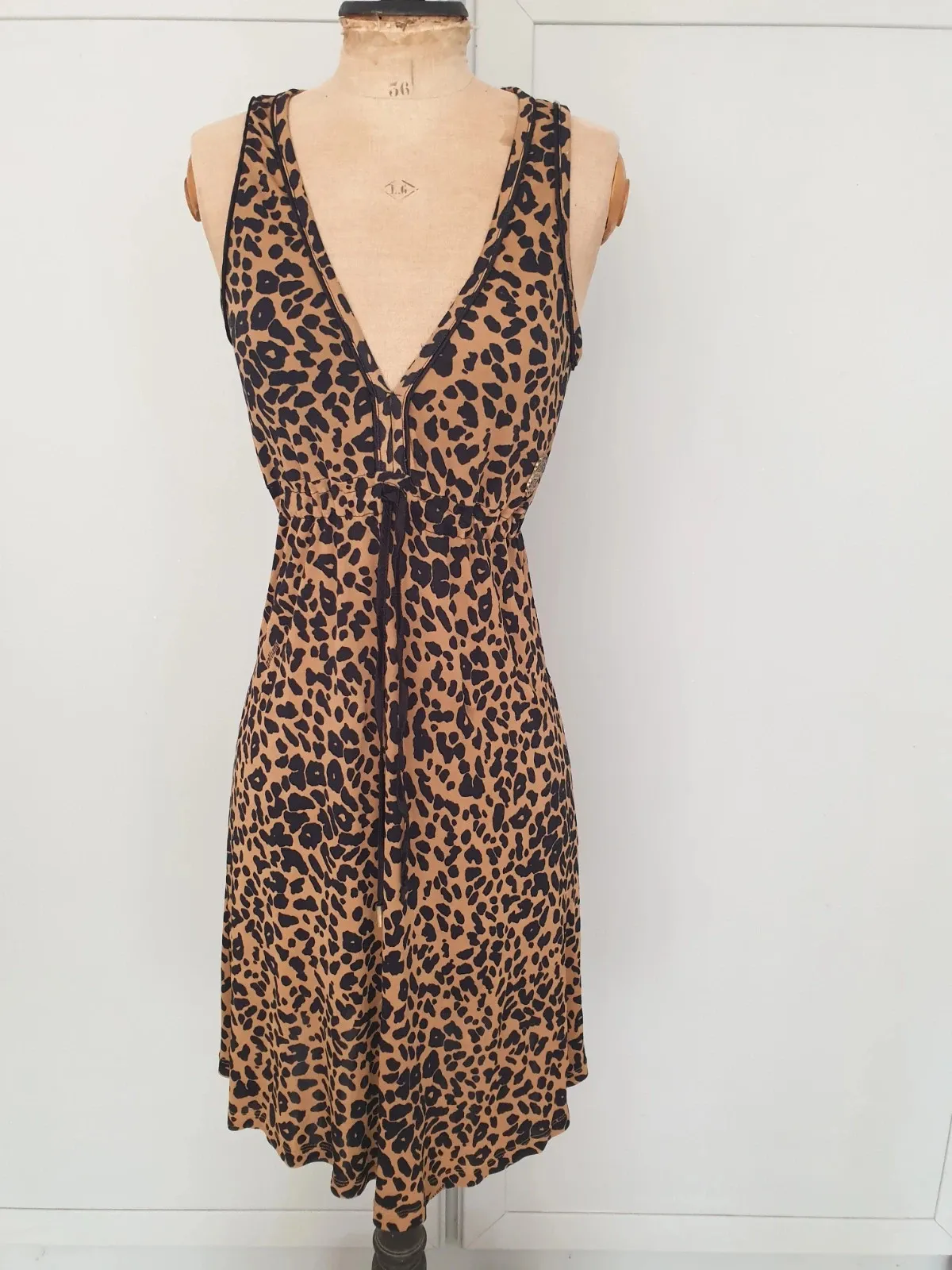 Fluid John Galliano dress, vintage piece by one of fashion's most inventive designers. Good condition. Size M (38). 2