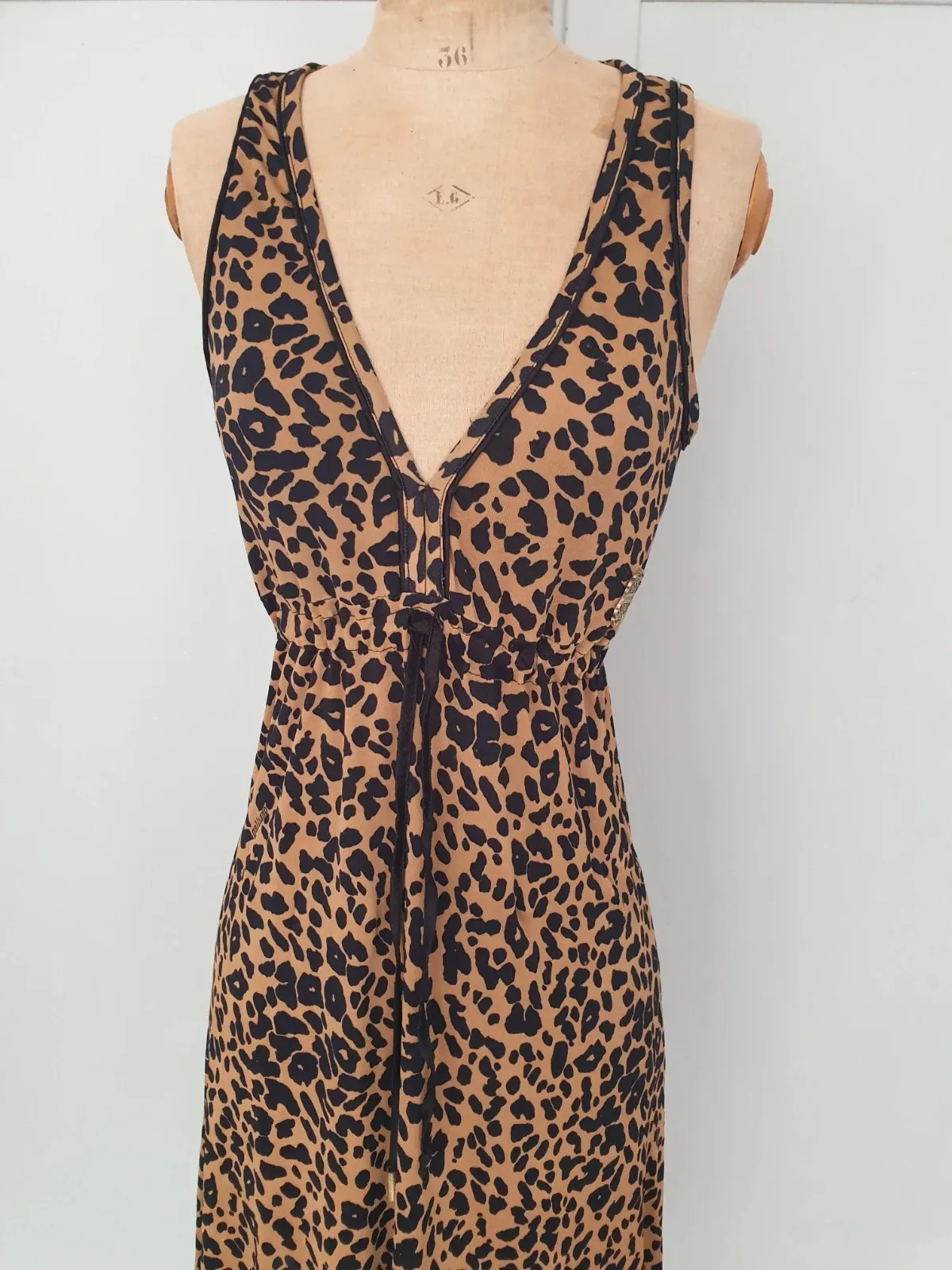 Fluid John Galliano dress, vintage piece by one of fashion's most inventive designers. Good condition. Size M (38). 3