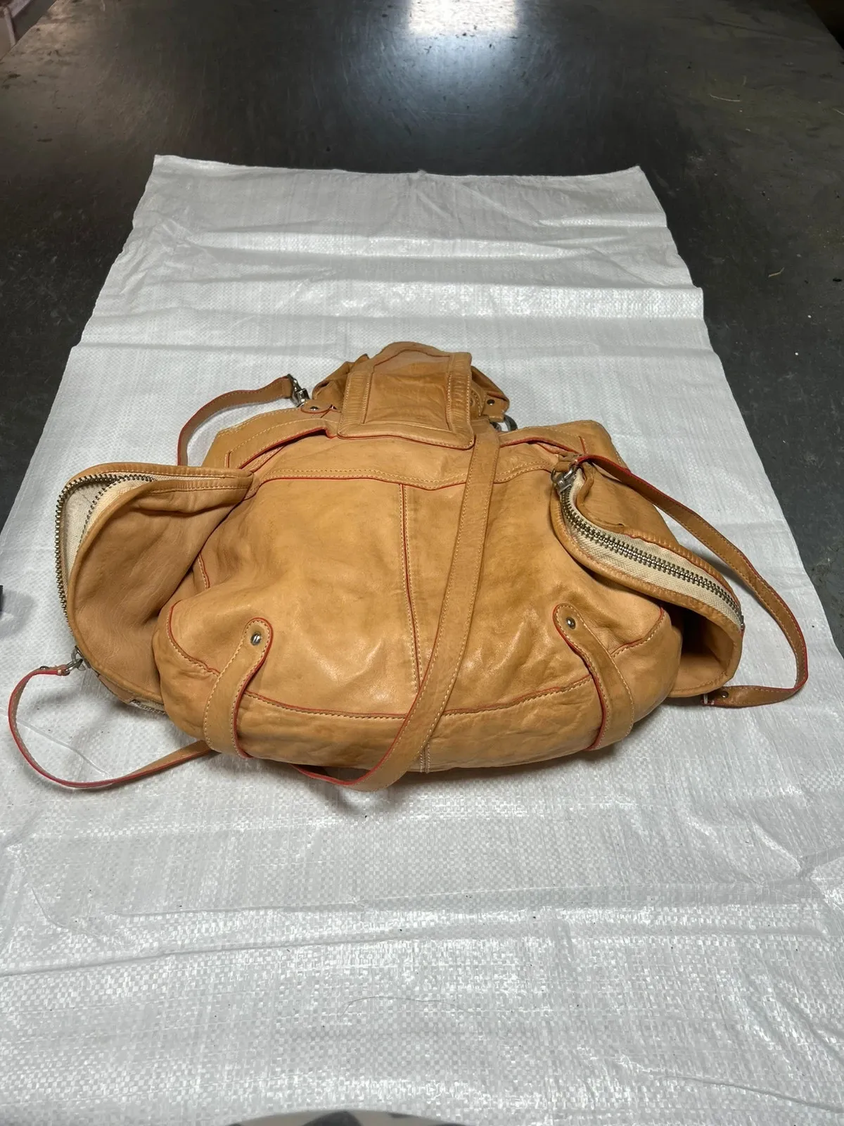 DKNY bag, excellent condition 5