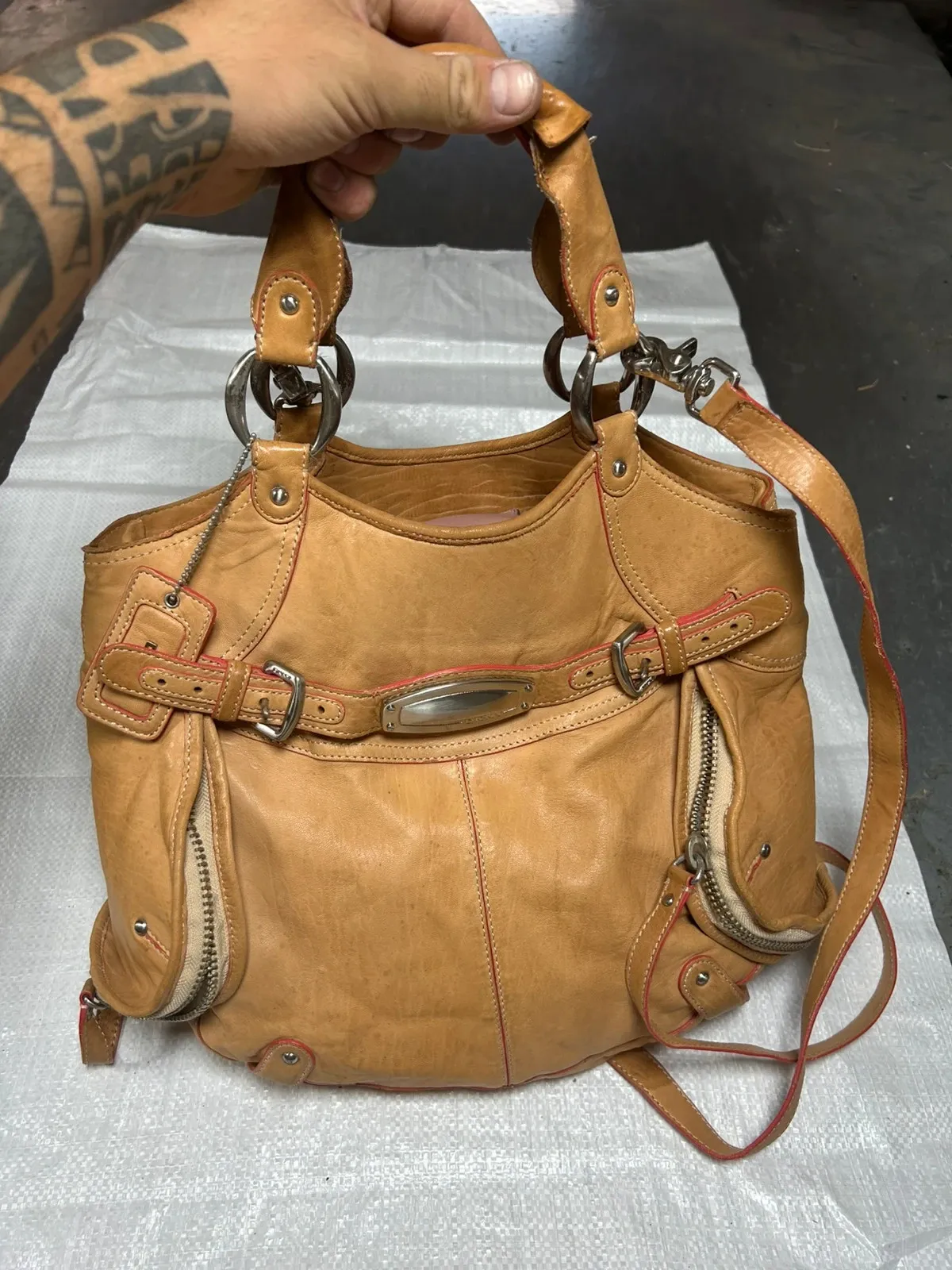DKNY bag, excellent condition 1