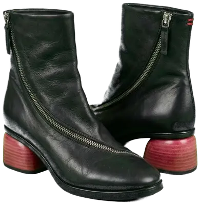 Size 37.5
Excellent condition
With side zipper