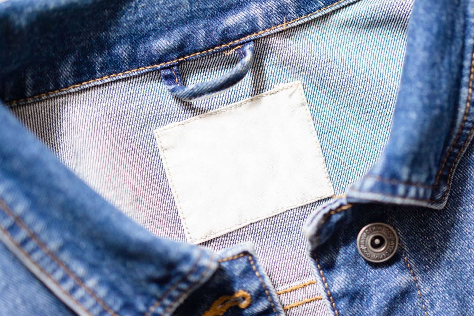 Comment reconnaître un faux Carhartt : patchs et étiquettes
